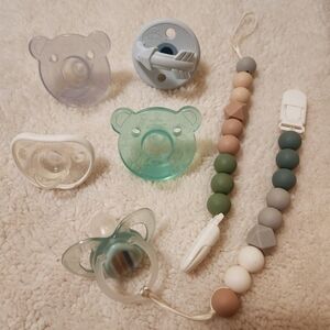 Pacifier & Clip Bundle